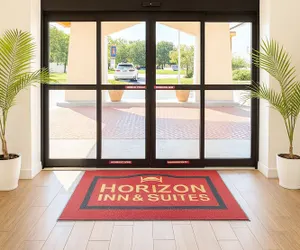 Photo 4 - Horizon Inn & Suites