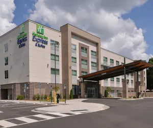 Photo 2 - Holiday Inn Express & Suites Charlotte - Ballantyne by IHG