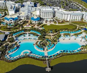Photo 2 - Margaritaville Resort Orlando with H2O Waterpark