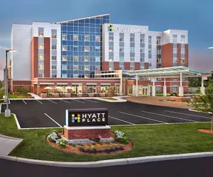 Photo 2 - Hyatt Place Warwick / Providence Airport