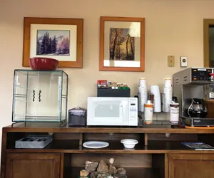 Photo 3 - Bristlecone Motel