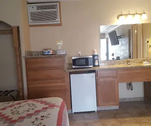 Photo 5 - Bristlecone Motel