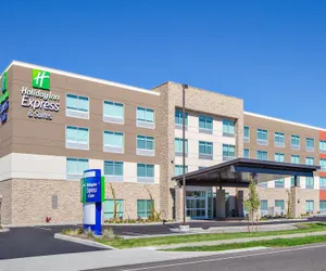 Photo 2 - Holiday Inn Express and Suites Union Gap- Yakima Area, an IHG Hotel