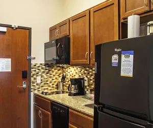 Photo 2 - MainStay Suites Madison - Monona