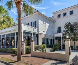 Photo 2 - Inn at I'On, an Ascend Collection Hotel