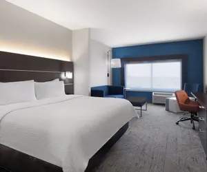 Photo 5 - Holiday Inn Express and Suites West Memphis by IHG