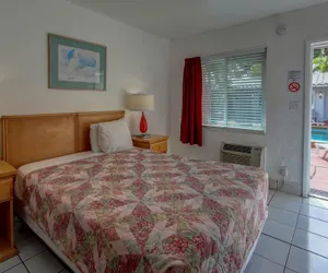 Photo 4 - Green Seas Motel