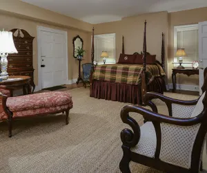 Photo 3 - Choctaw Hall Bed and Breakfast