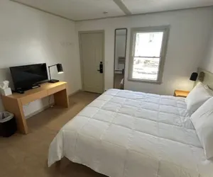 Photo 5 - Lake Ridge Hotel