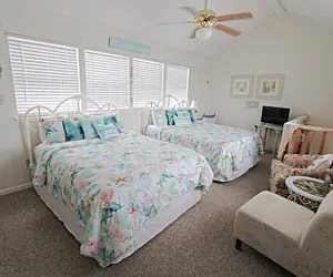 Photo 3 - Ocean Reef 109 - Snowbird Special! Jan & Feb Monthly Rates Just Lowered!!