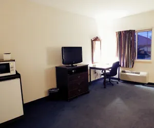 Photo 3 - Americas Best Value Inn Fredonia