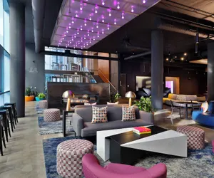 Photo 5 - Aloft Chicago Mag Mile