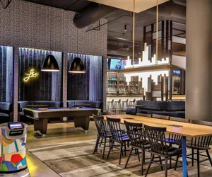 Photo 4 - Aloft Chicago Mag Mile