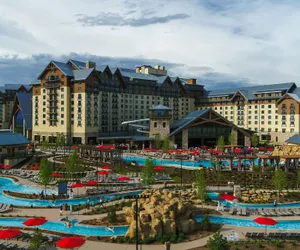 Photo 2 - Gaylord Rockies Resort & Convention Center