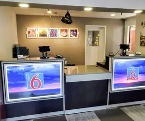 Photo 4 - Studio 6 Fresno, CA - Extended Stay