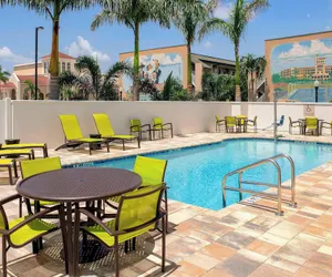 Photo 2 - SpringHill Suites by Marriott Punta Gorda Harborside