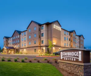 Photo 2 - Staybridge Suites Hillsboro North, an IHG Hotel