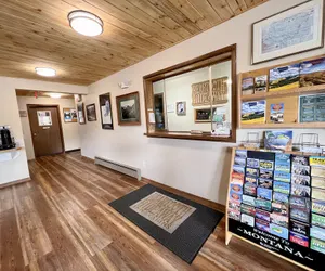 Photo 4 - Beartooth Hideaway Inn and Cabins