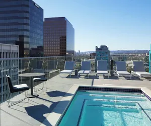 Photo 2 - AC Hotel by Marriott Beverly Hills