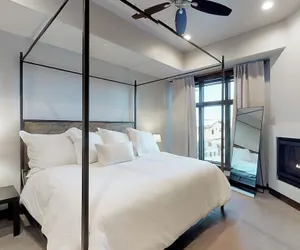 Photo 4 - The Residences at Blackstone