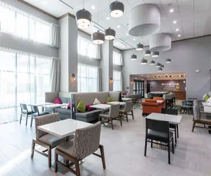 Photo 4 - Hampton Inn & Suites Dallas East