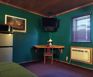 Photo 4 - Comfort Zone Inn