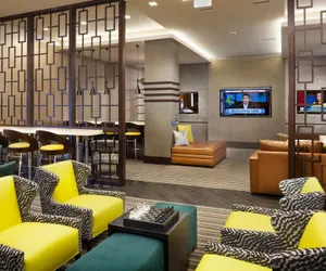 Photo 5 - Bluebird Suites in Reston