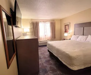 Photo 2 - Shooting Star Casino & Hotel