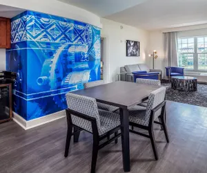 Photo 4 - Hotel Indigo Jacksonville-Deerwood Park by IHG
