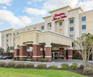 Photo 2 - Hampton Inn & Suites Florence-North-I-95