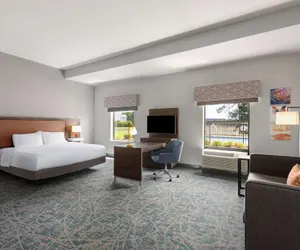 Photo 5 - Hampton Inn & Suites Savannah-Airport