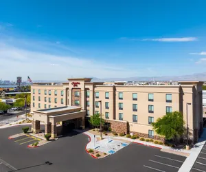 Photo 2 - Hampton Inn Las Vegas North Speedway