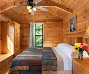 Photo 4 - Engadine Inn & Cabins