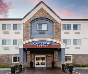 Photo 2 - Candlewood Suites Turlock, an IHG Hotel