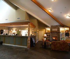 Photo 2 - Oregon Garden Resort