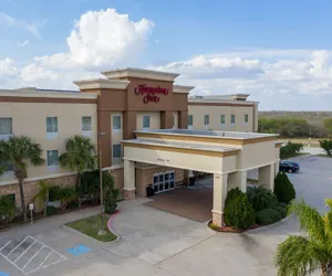 Photo 2 - Hampton Inn Alice