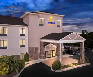 Photo 2 - Comfort Suites Augusta Riverwatch