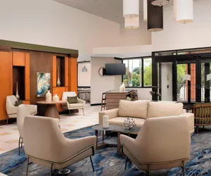 Photo 3 - Fairfield Inn & Suites by Marriott Miami Airport South