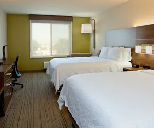 Photo 5 - Holiday Inn Express Hotel & Suites Fresno South, an IHG Hotel