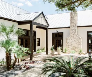 Photo 3 - Hillside Boutique Hotel
