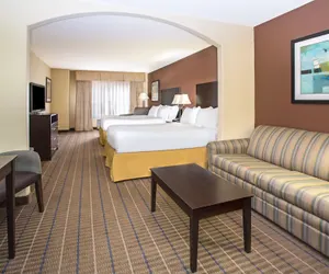 Photo 4 - Holiday Inn Express Hotel & Suites Pauls Valley by IHG