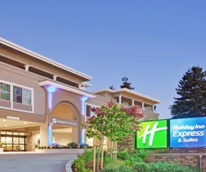 Photo 2 - Holiday Inn Express Hotel & Suites Santa Cruz, an IHG Hotel