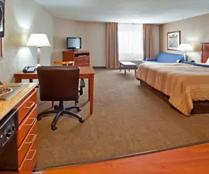 Photo 4 - Candlewood Suites Elgin, an IHG Hotel