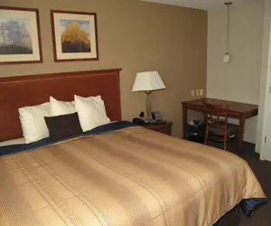 Photo 3 - Candlewood Suites Elgin, an IHG Hotel