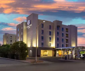 Photo 2 - DoubleTree by Hilton Las Vegas East Flamingo