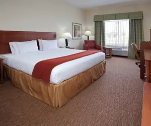 Photo 4 - Holiday Inn Express Hotel & Suites Greensboro Airport Area, an IHG Hotel