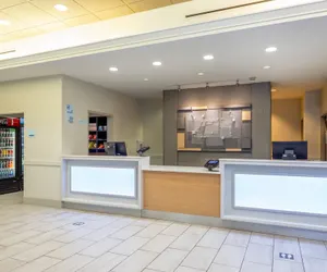 Photo 3 - Holiday Inn Express Crystal River by IHG