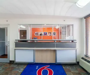 Photo 4 - Motel 6 Oklahoma City, OK - South