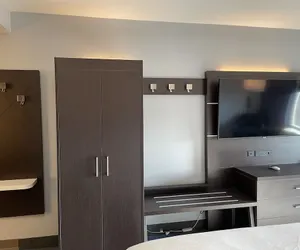 Photo 5 - Holiday Inn Express Hotel & Suites Columbia East - Elkridge by IHG