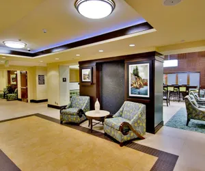 Photo 5 - Hampton Inn & Suites Moreno Valley